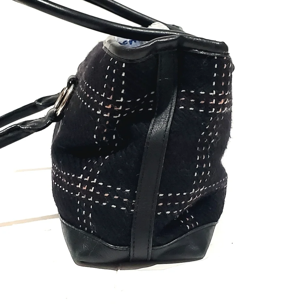 Ann Taylor LOFT Black Baguette Double Handle Bag Shoulder Bag Purse Handbag EUC - Picture 4 of 13